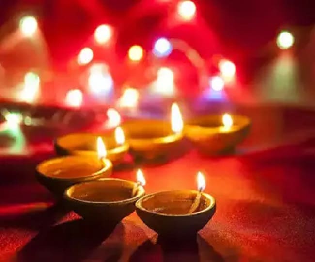 UP Diwali: यूपी में आज 51 लाख परिवार मनाएंगे जल दीपावली, 5 करोड़ दीयों से  जगमग होंगे गांव